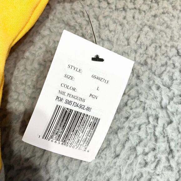 Starter Pittsburgh Penguins Sweatshirt Mens Large Yellow‎ Crewneck Logo NHL New - Picture 6 of 9